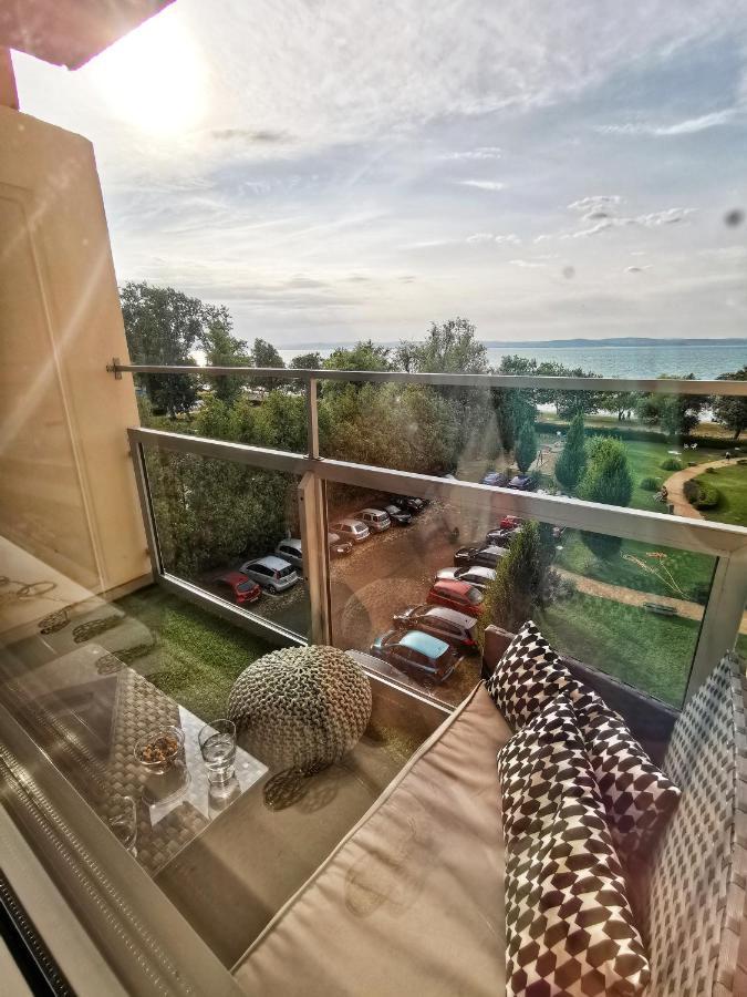 Szin-Aranyhid Apartman ชิโอฟก ภายนอก รูปภาพ